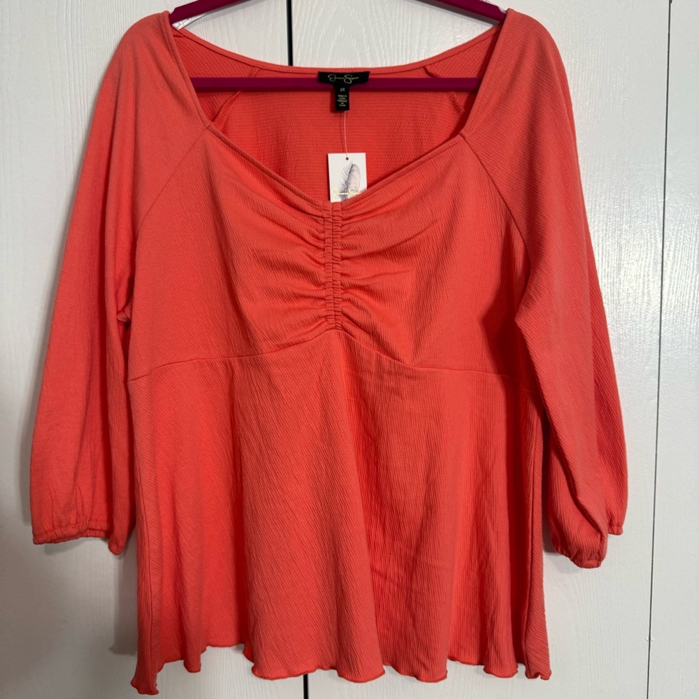 NWT. Jessica Simpson Trendy Plus Size Moriah Ruched 3/4-Sleeve Top 2X.